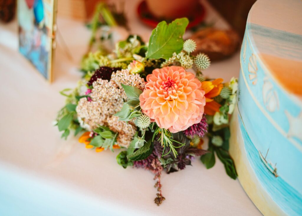 NH New England Rockingham Country Club wedding summer seacoast photographer  New Hampshire wild flowers botanical details